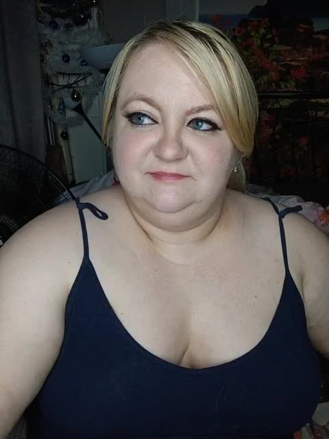 Demonessa Cam Show Recorded 2025-05-04