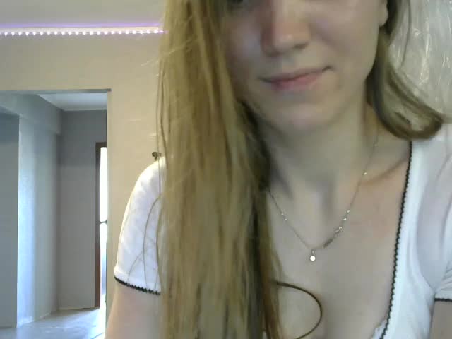 Affectionate-Fairy Cam Show Recorded 2025-05-04