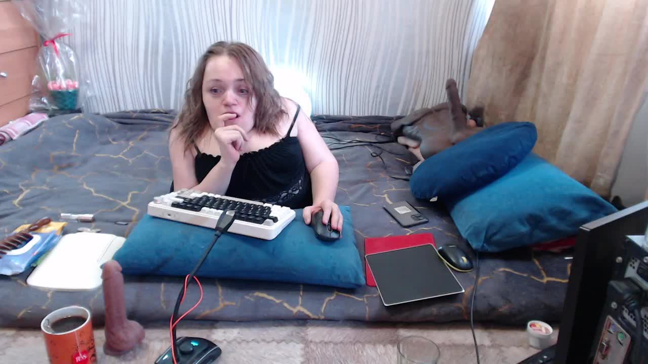 MiniNatali Cam Show Recorded 2025-05-04 Mixdrop