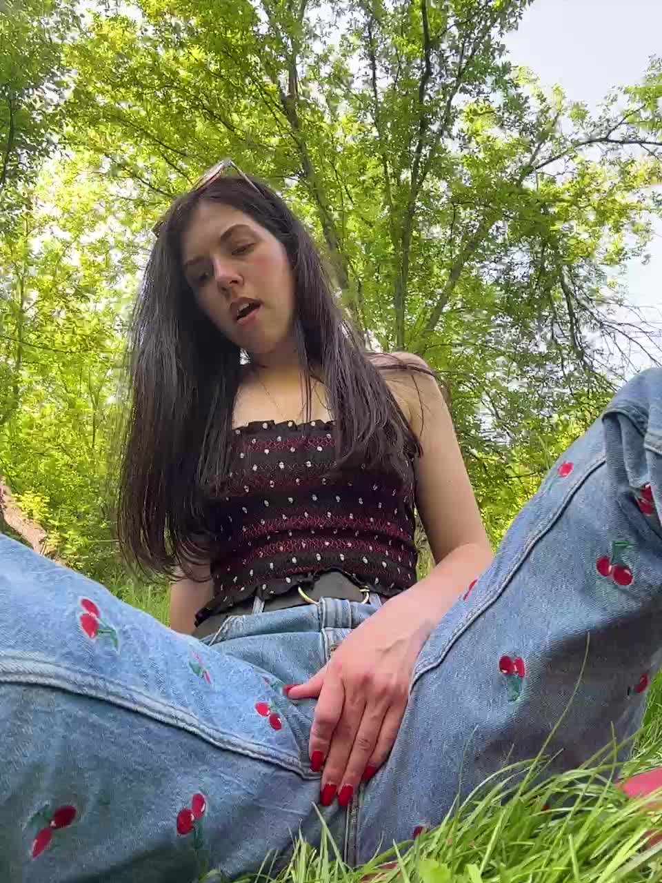Vika19981 Cam Show Recorded 2025-05-04