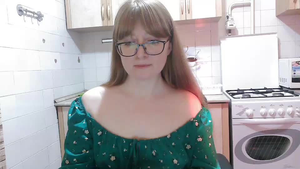 L-e-l-i-k Cam Show Recorded 2025-05-04