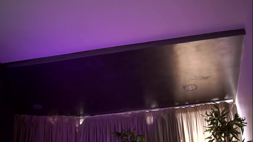 Hotskinnyx Cam Show Recorded 2025-05-04