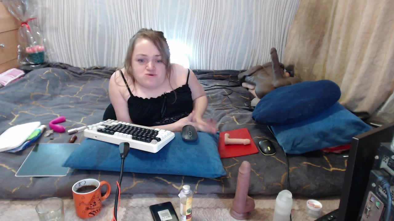 MiniNatali Cam Show Recorded 2025-05-04 Mixdrop