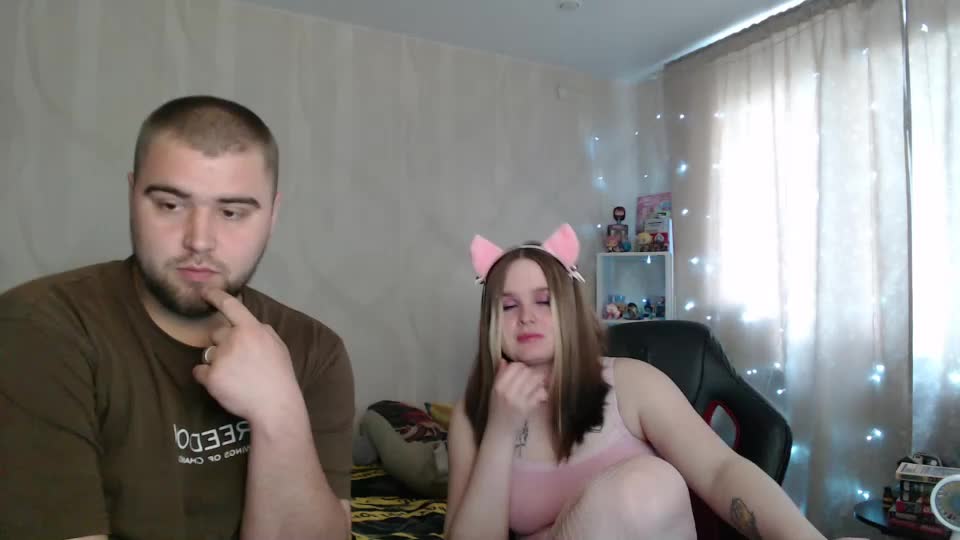 Pair_of_gods Cam Show Recorded 2025-05-04