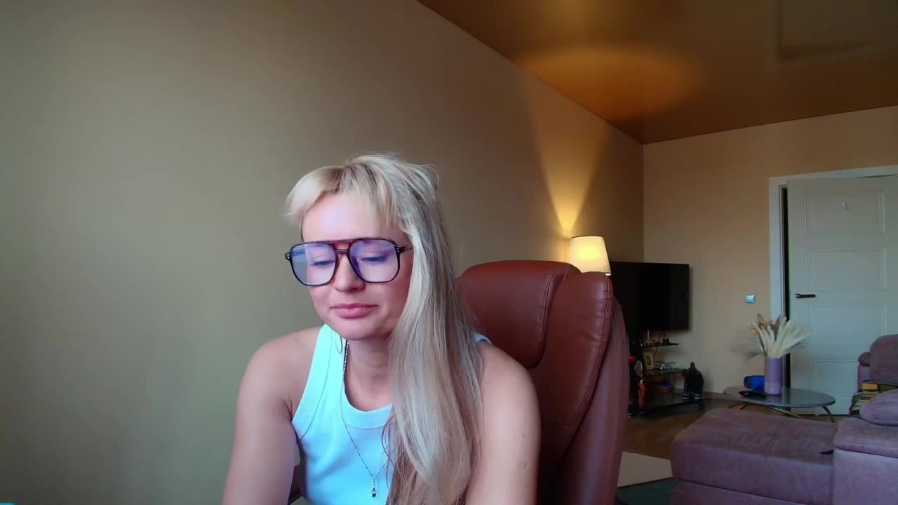 MissMotivated Cam Show Recorded 2025-05-04