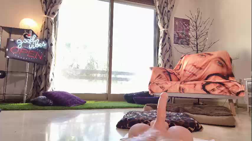 Sofi_mora Cam Show Recorded 2025-05-04