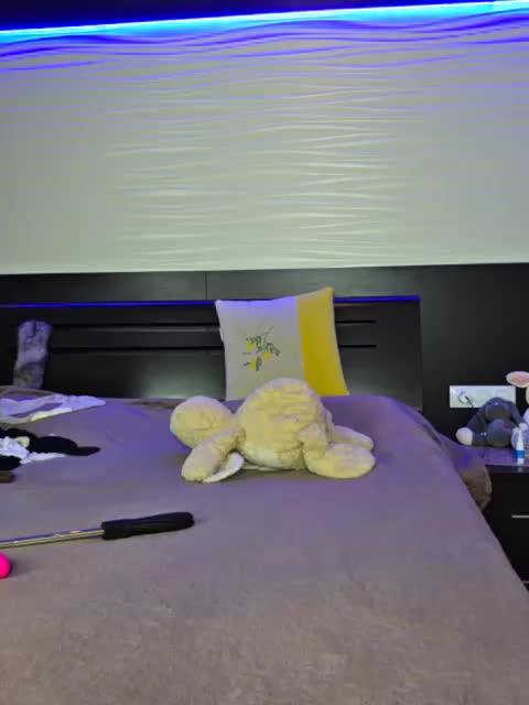FLUFFY_BEAUTY Cam Show Recorded 2025-05-05