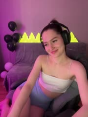 WhiteTEA Cam Show Recorded 2025-05-05