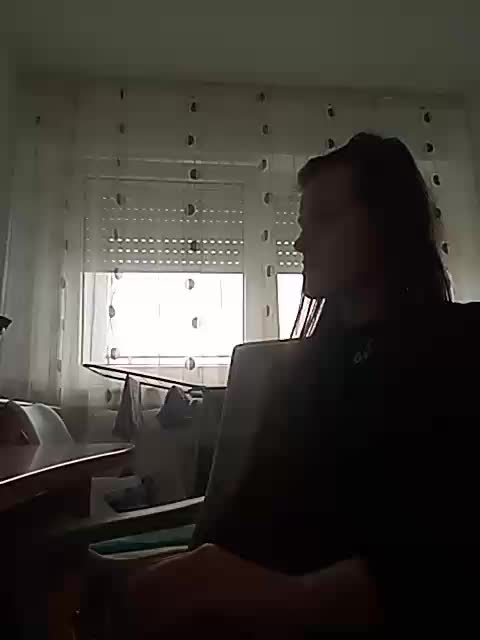 __COVID-19__ Cam Show Recorded 2025-05-05
