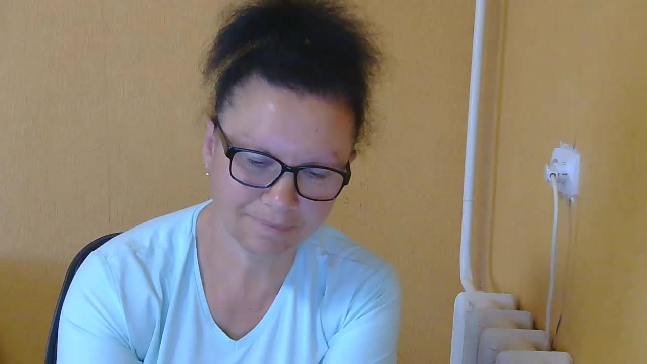 Liddia Cam Show Recorded 2025-05-05