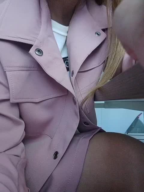 EmmiHot Cam Show Recorded 2025-05-05