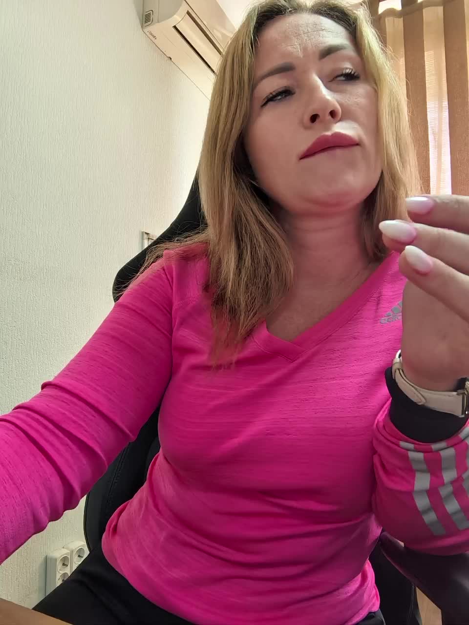 Goddesssssss Cam Show Recorded 2025-05-05