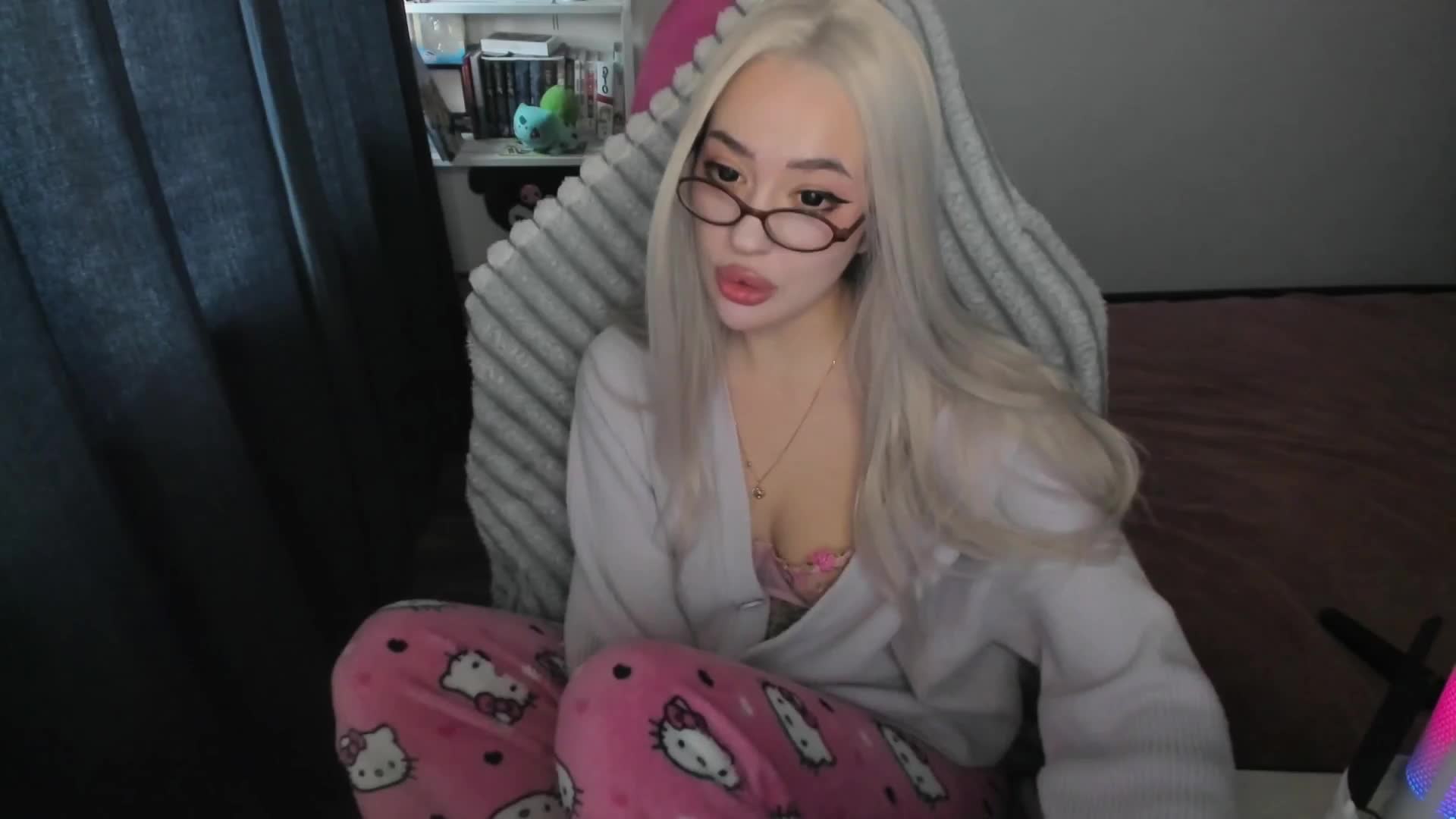 Sadnesstyan Cam Show Recorded 2025-05-05