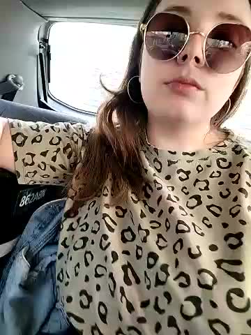 Caramel_pussy Cam Show Recorded 2025-05-05