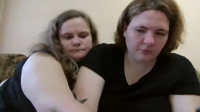 HollyXEva Cam Show Recorded 2025-05-05