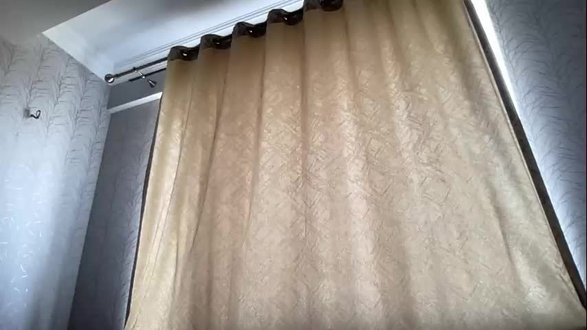 Wonderland_stia Cam Show Recorded 2025-05-05
