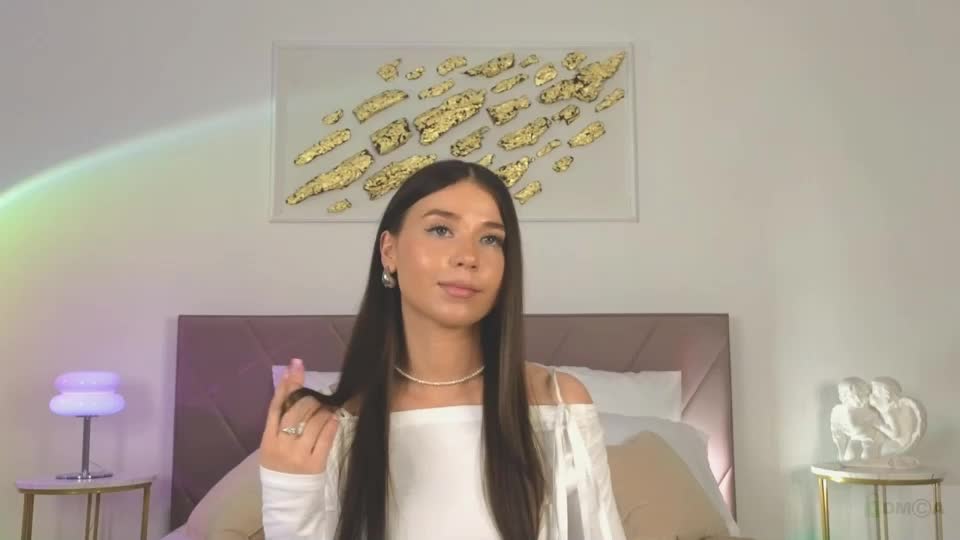 Violetta_finch Cam Show Recorded 2025-05-05