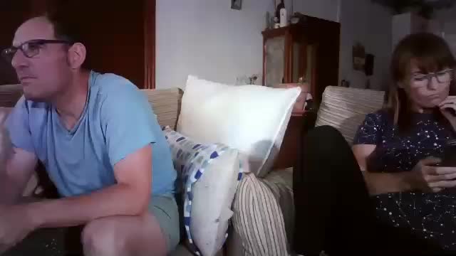 Lolahueso Cam Show Recorded 2025-05-05