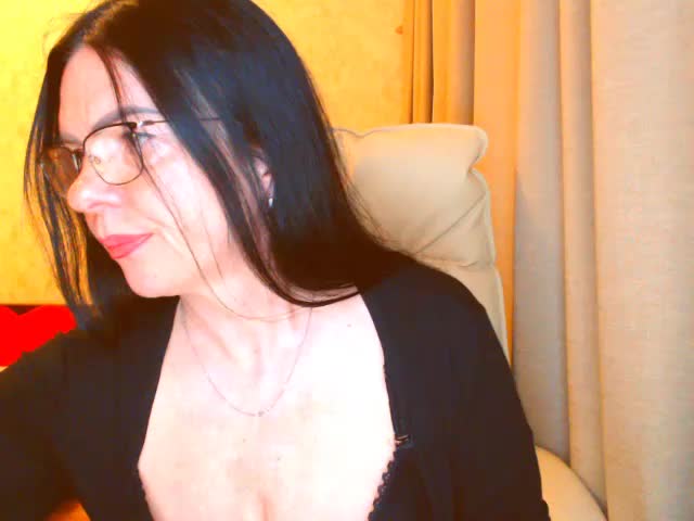 Monica-1203 Cam Show Recorded 2025-05-06