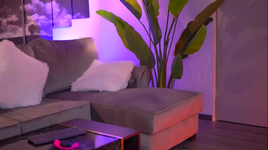 Evazane Cam Show Recorded 2025-05-06