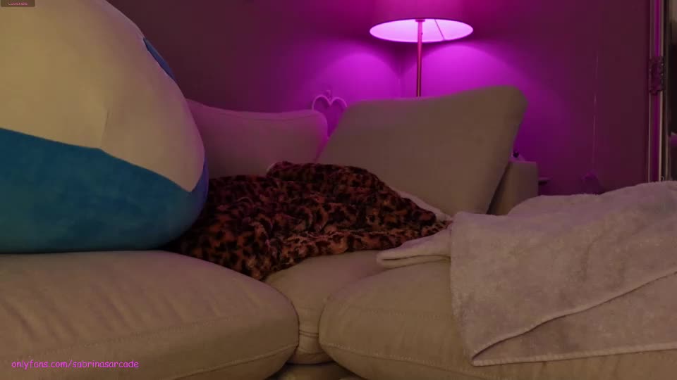 Sabrinasarcade Cam Show Recorded 2025-05-06