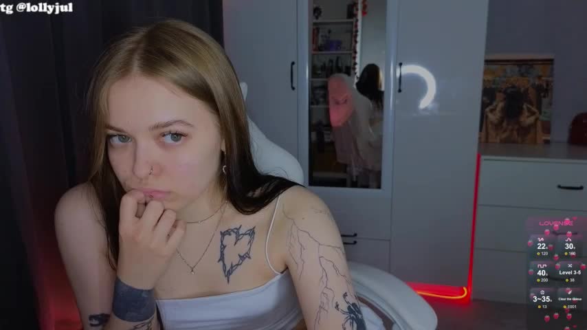 Doll_lol_ Cam Show Recorded 2025-05-06