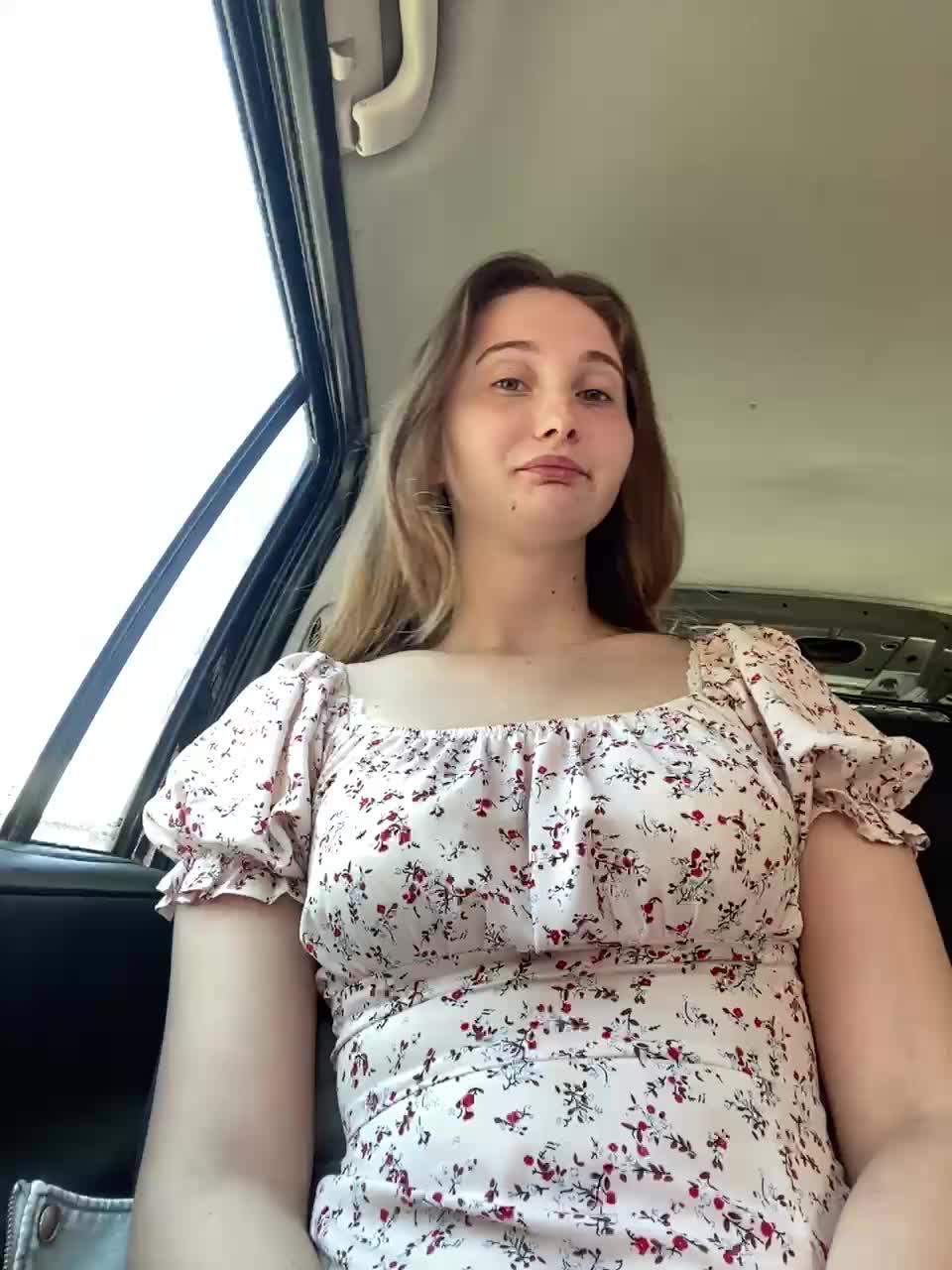 PeachGirl Cam Show Recorded 2025-05-06