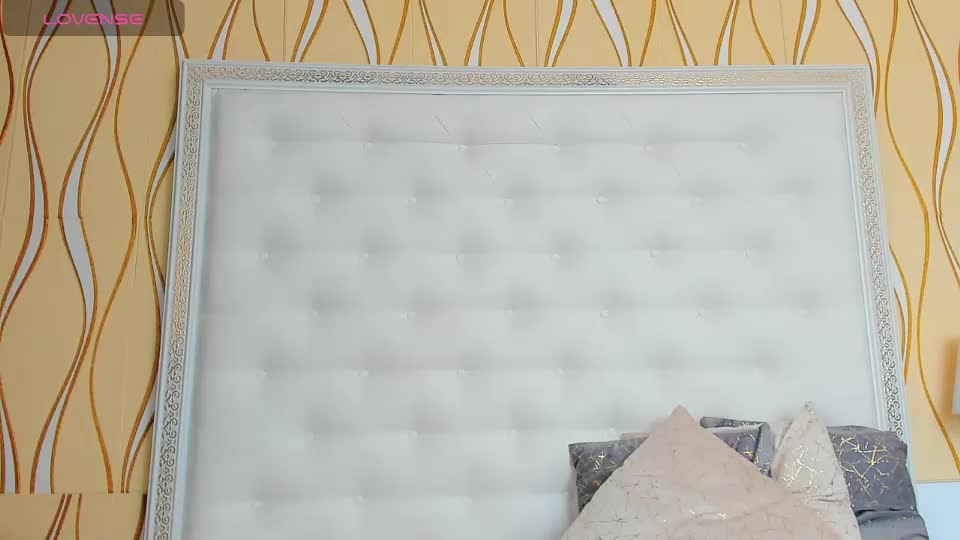 Karissia_ Cam Show Recorded 2025-05-06