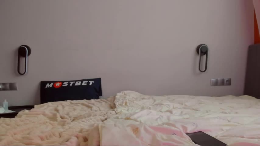 WISHKISSS Cam Show Recorded 2025-05-06