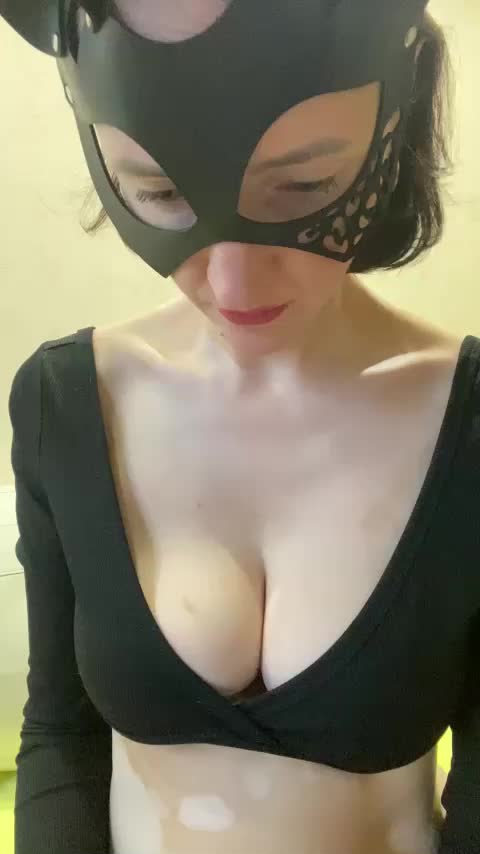 Svetochekk Cam Show Recorded 2025-05-06