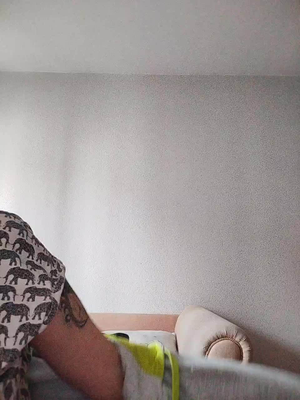 Katy19801 Cam Show Recorded 2025-05-07