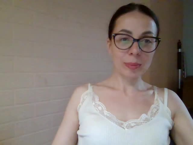 GentleSweet Cam Show Recorded 2025-05-07