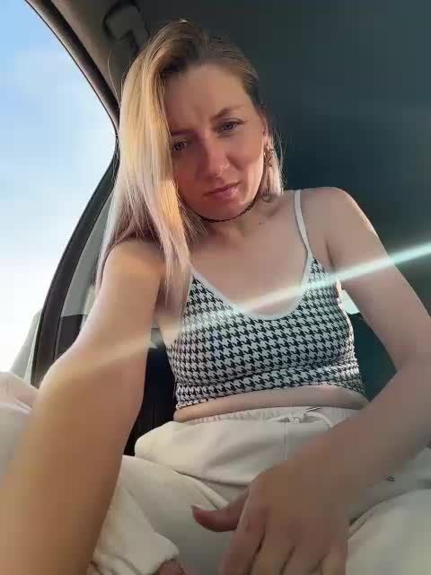 Crazy-Rosa Cam Show Recorded 2025-05-07