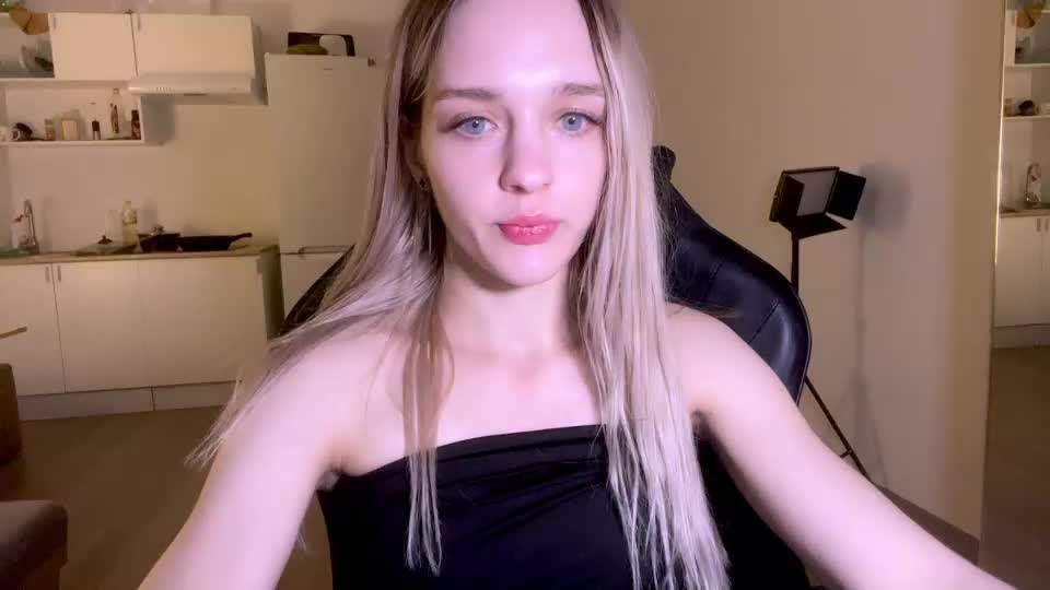 Sailormoon666_ Cam Show Recorded 2025-05-07