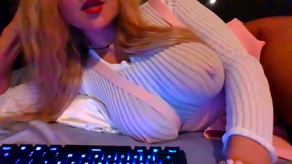 Thepeachprincess Cam Show Recorded 2025-05-07