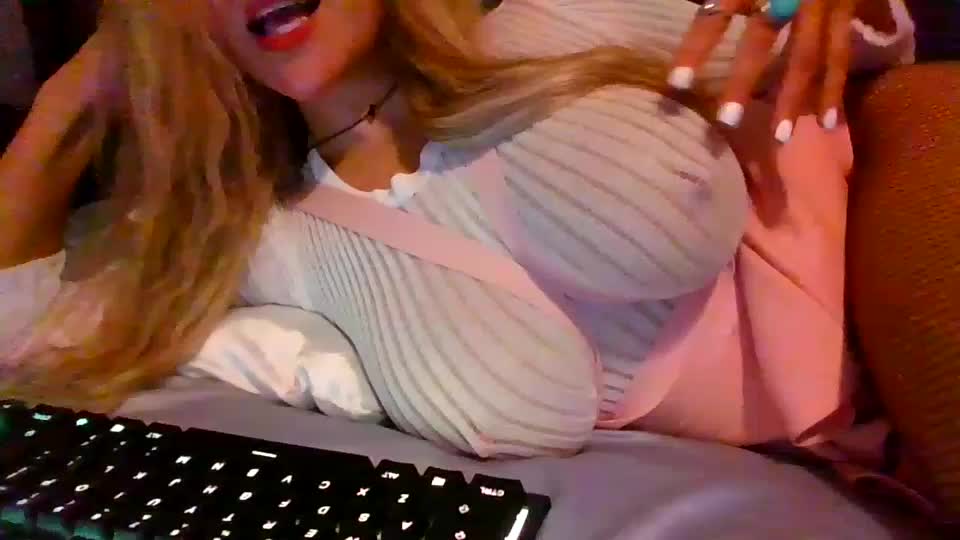 Thepeachprincess Cam Show Recorded 2025-05-07