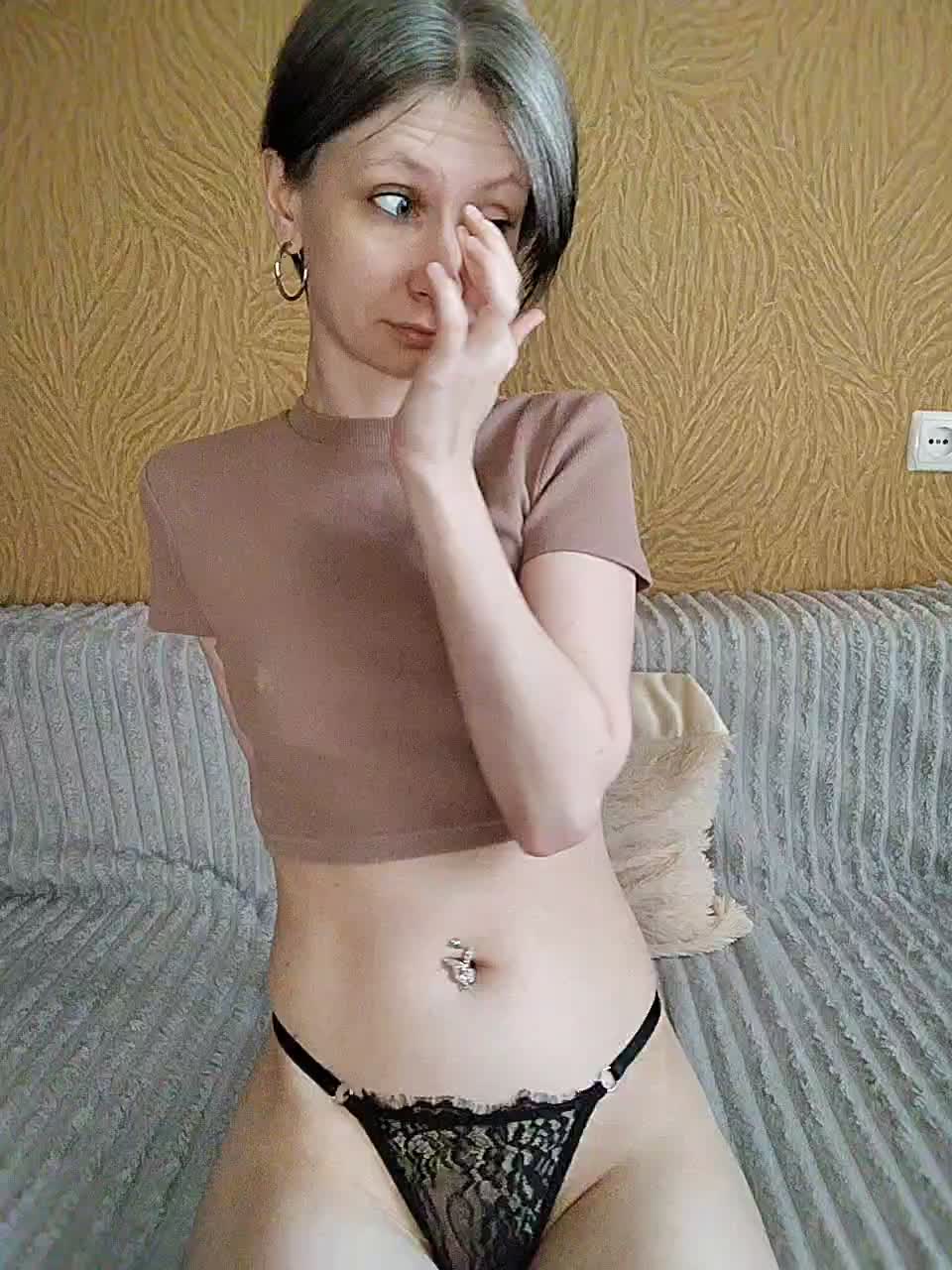 -Christina- Cam Show Recorded 2025-05-07