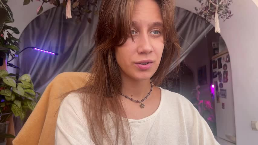 Sasha_moormeoow Cam Show Recorded 2025-05-07
