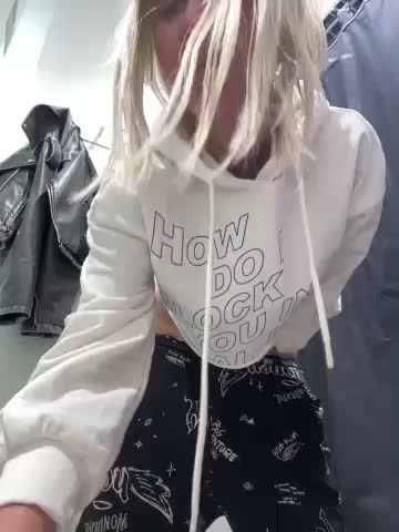 LikaCat Cam Show Recorded 2025-05-07