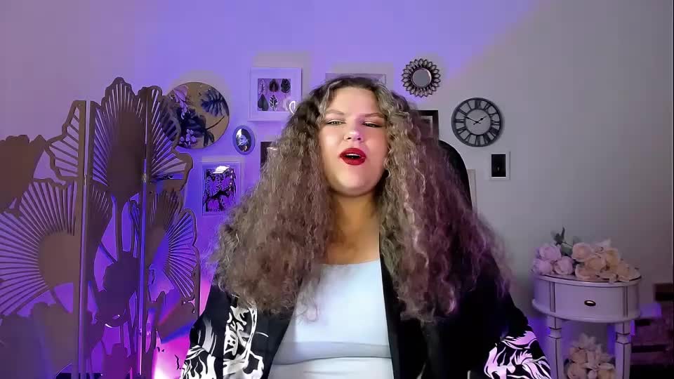FlorenceAnderson Cam Show Recorded 2025-05-07