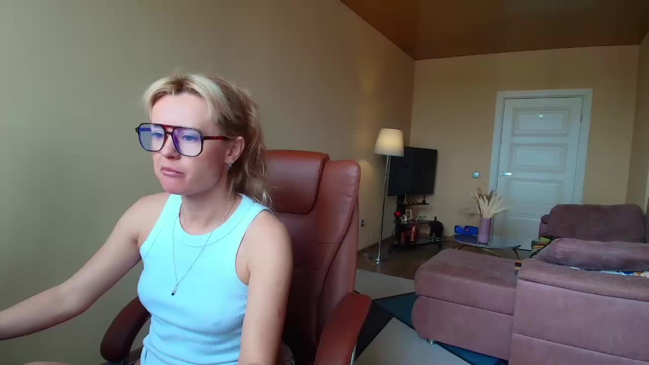 MissMotivated Cam Show Recorded 2025-05-07