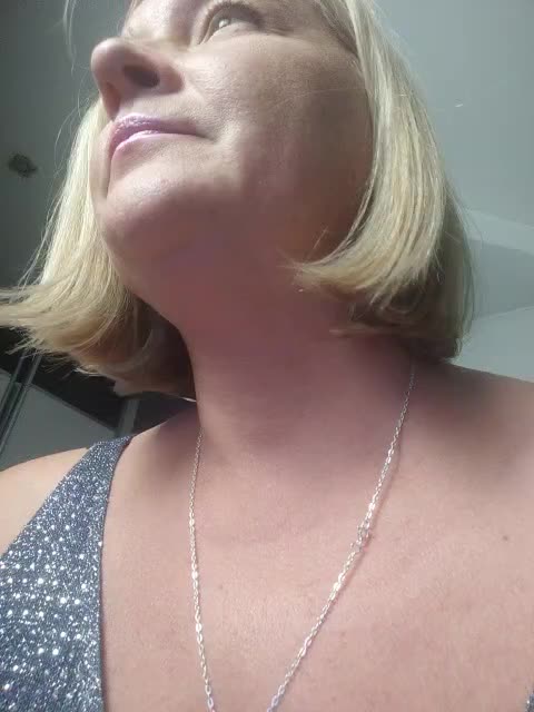 Eva-Bella Cam Show Recorded 2025-05-07