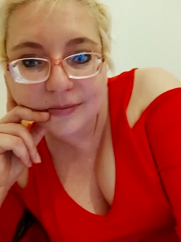 LeonaCrystal Cam Show Recorded 2025-05-08