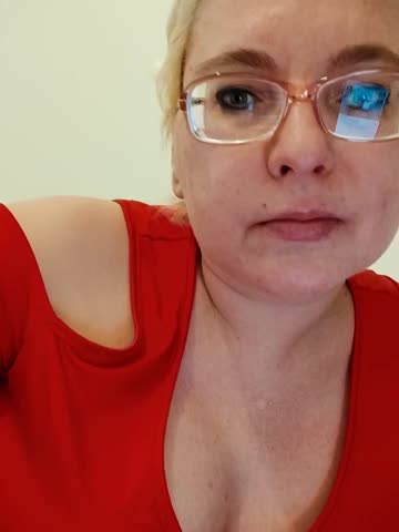 LeonaCrystal Cam Show Recorded 2025-05-08
