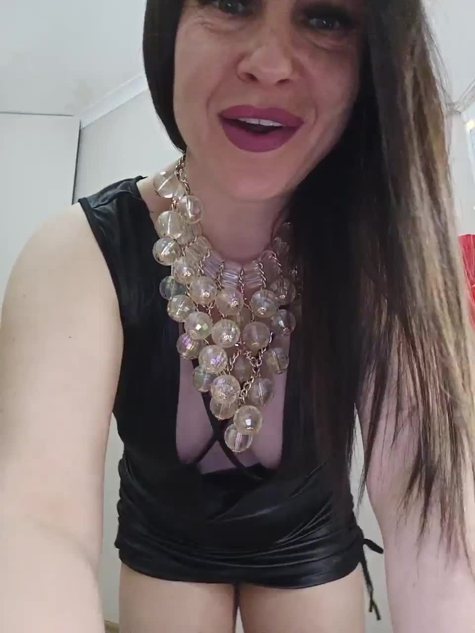 PetiteBrunieX Cam Show Recorded 2025-05-08
