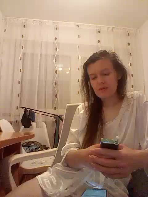 __COVID-19__ Cam Show Recorded 2025-05-08