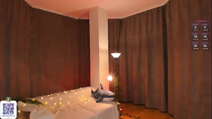 Elizabethandersen Cam Show Recorded 2025-05-08