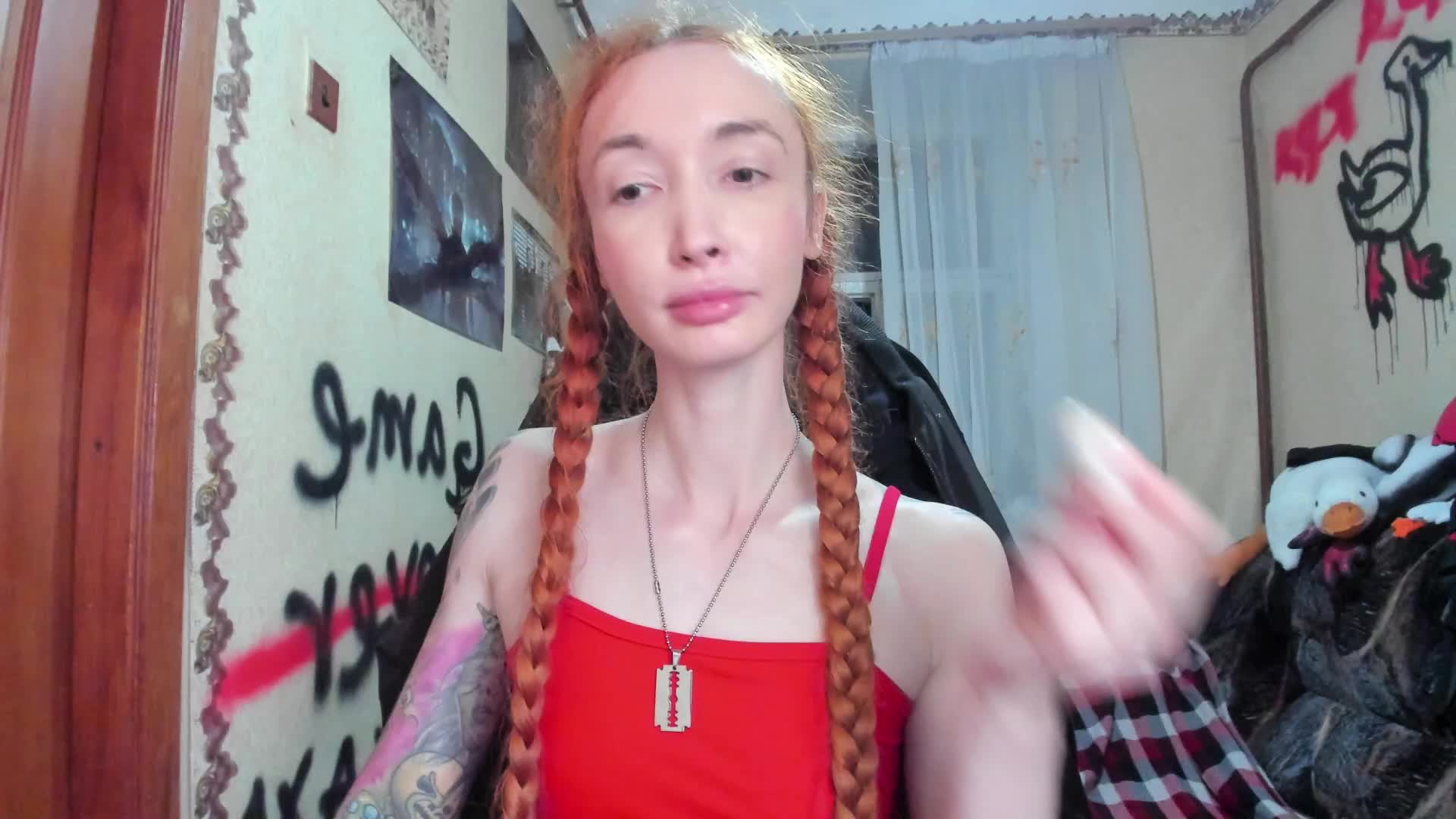 Roxy-Sun Cam Show Recorded 2025-05-08