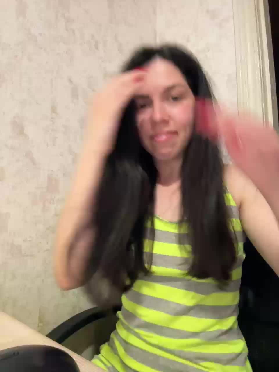 Vika19981 Cam Show Recorded 2025-05-08