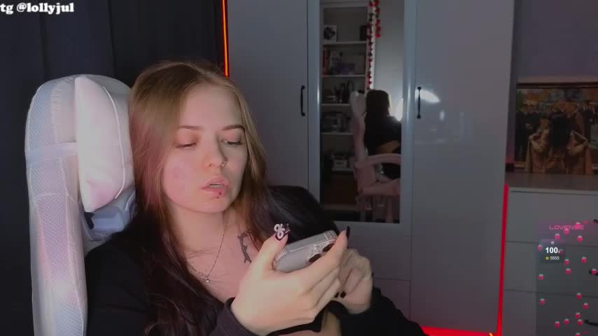 Doll_lol_ Cam Show Recorded 2025-05-08